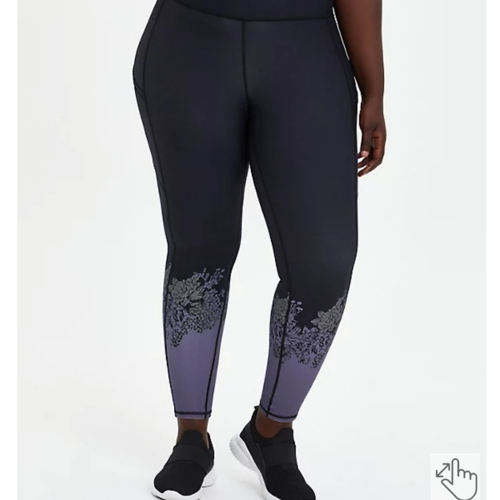 Nwt torrid leggings size 2